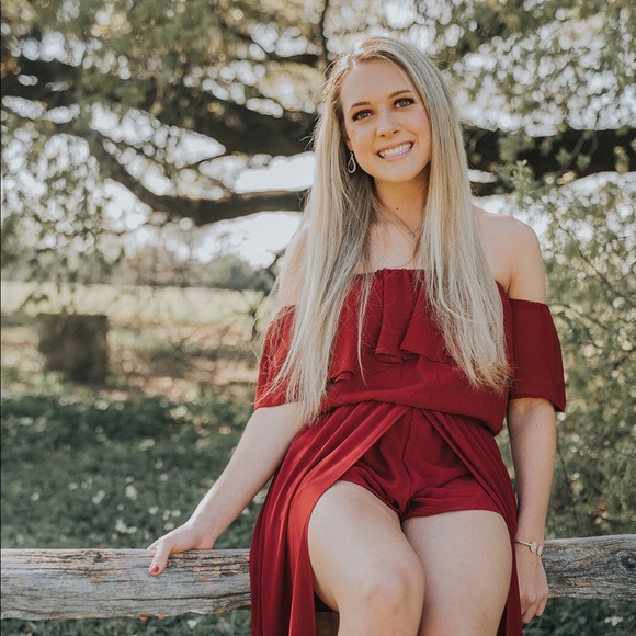 Meet your Posher, Jillian - Picture 1 of 1